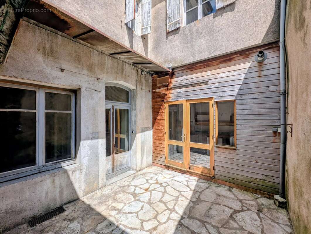 Maison à MONFLANQUIN
