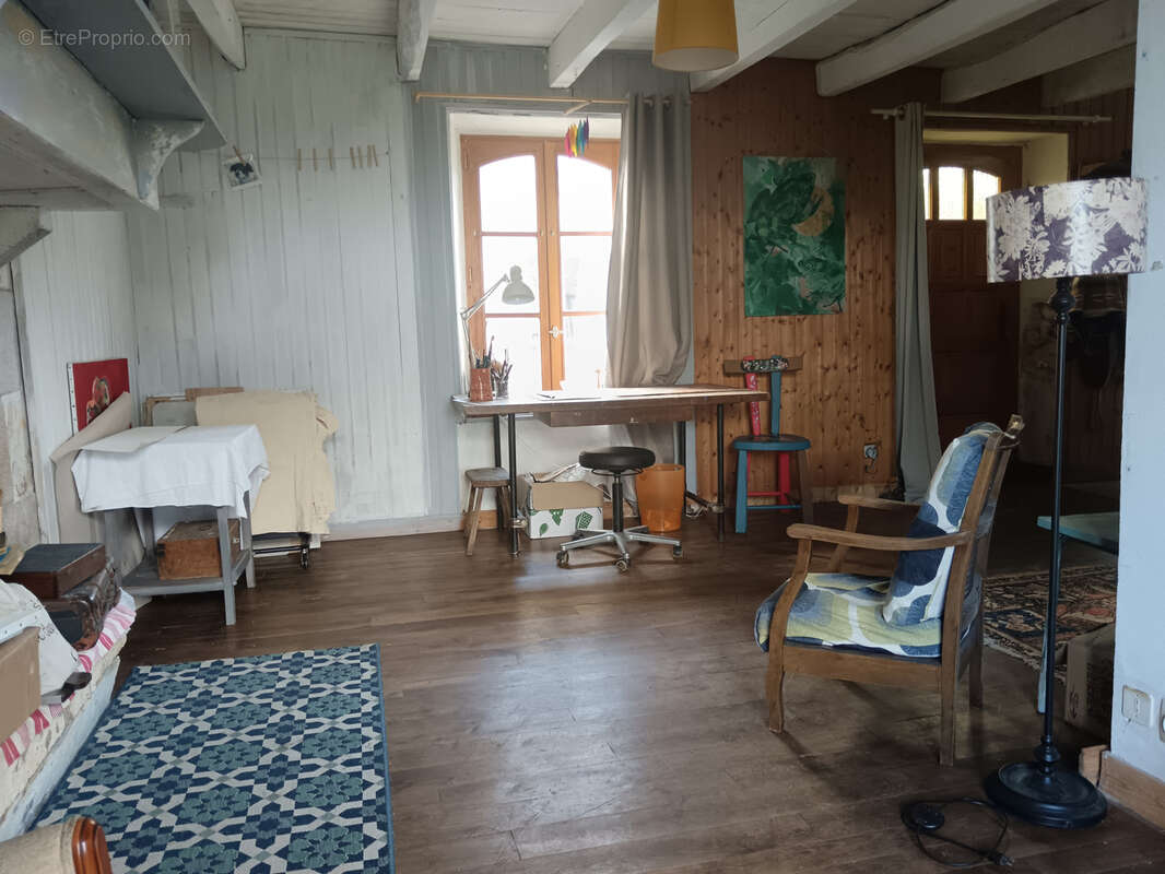 Maison à SEGLIEN