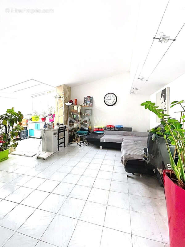 Appartement à TORCY