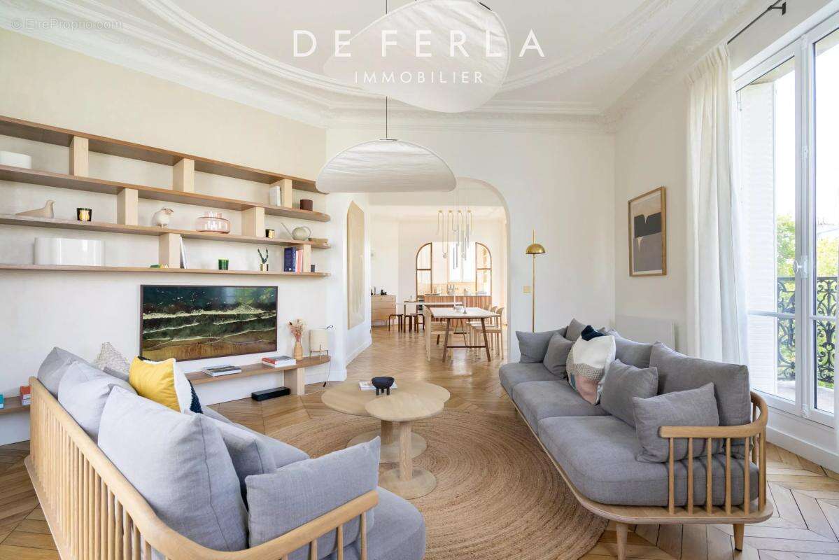 Appartement à PARIS-11E