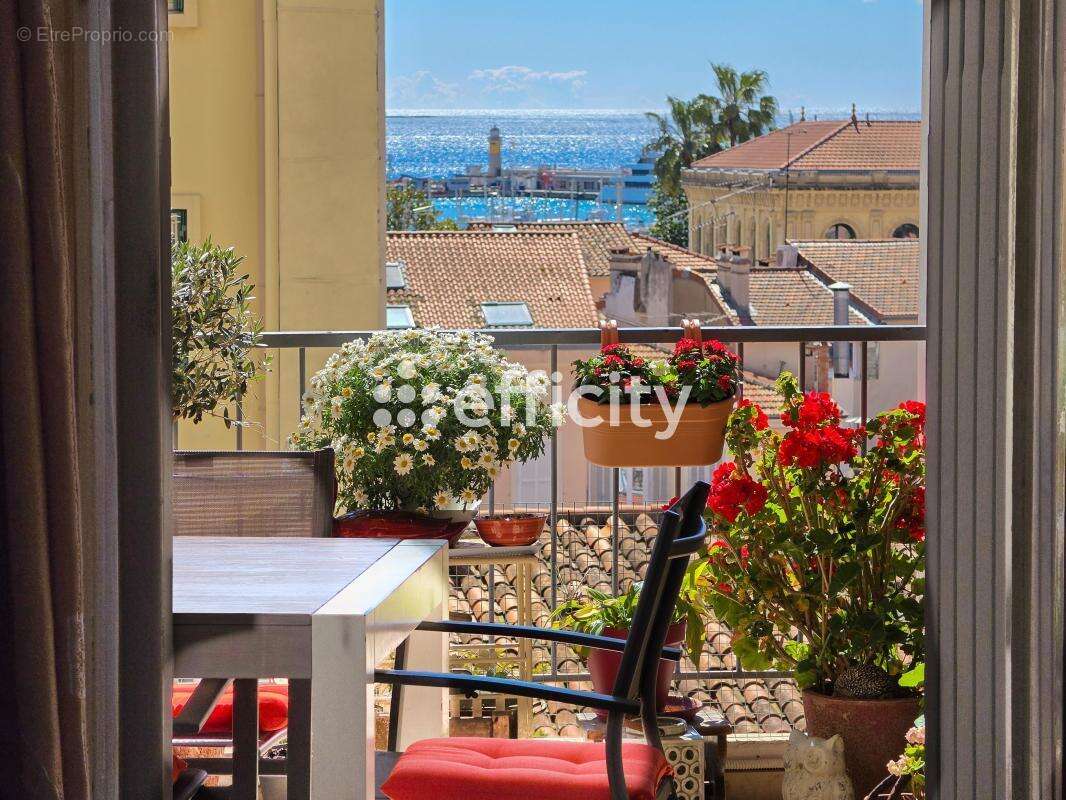 Appartement à CANNES