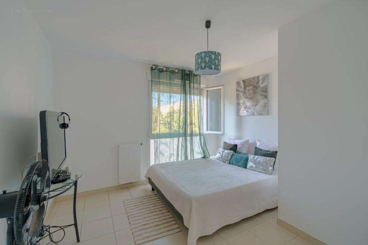 Appartement à MARSEILLE-13E