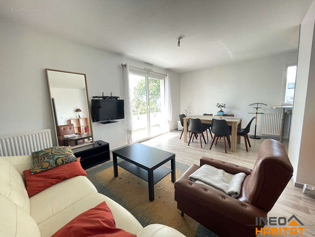 Appartement à LA CHAPELLE-DES-FOUGERETZ