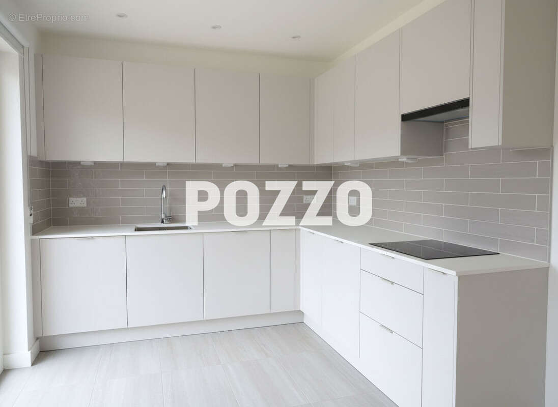 Maison à LANDELLES-ET-COUPIGNY