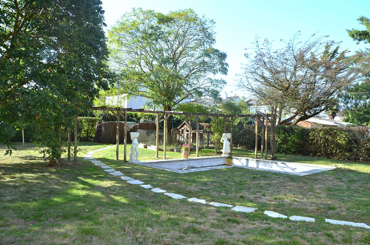 Maison à ROCHEFORT-SUR-LOIRE