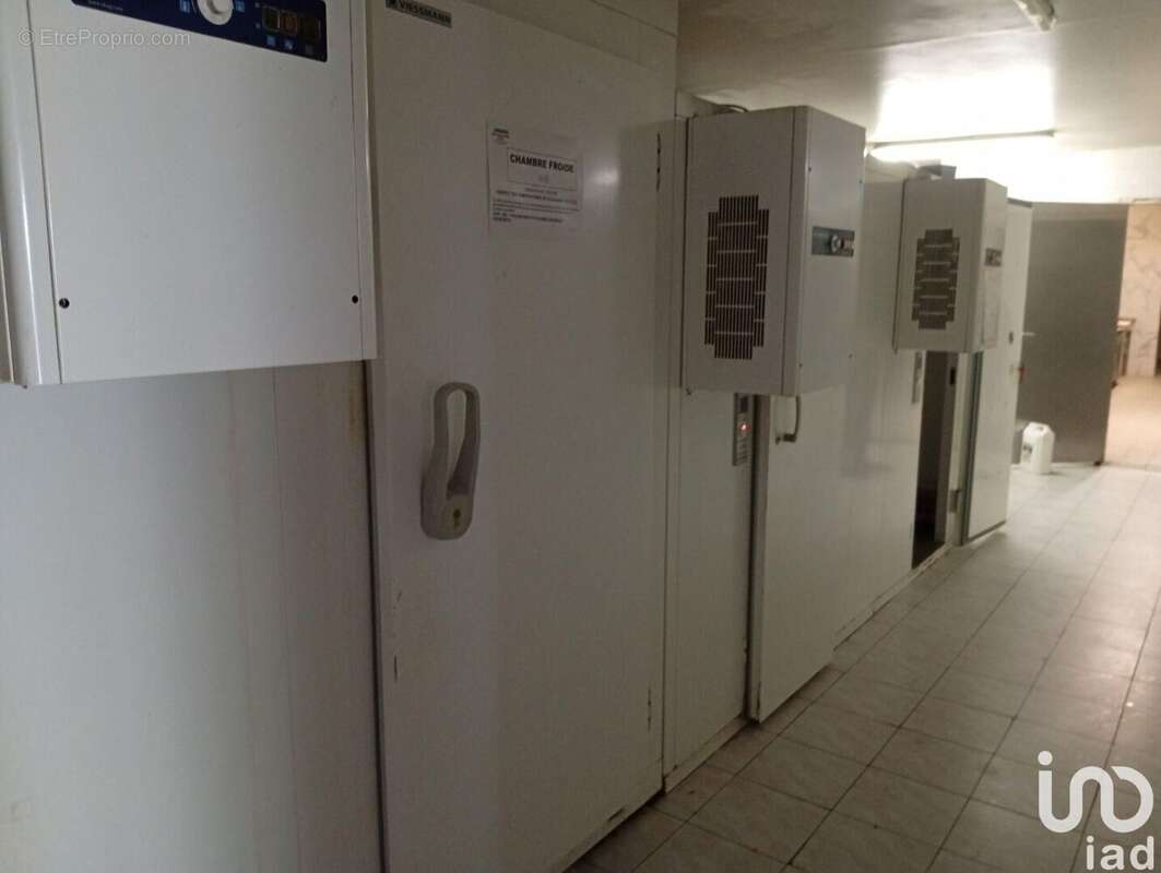 Photo 3 - Commerce à VERNOUILLET