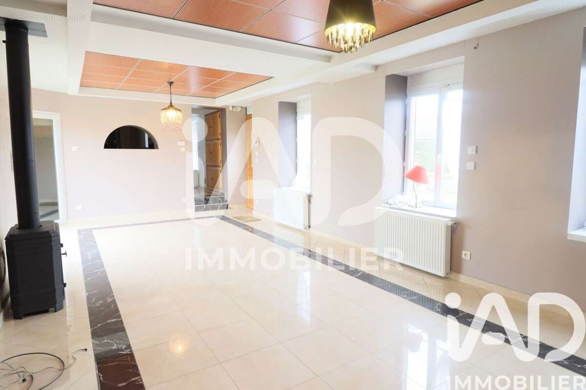 Photo 2 - Maison à EVIN-MALMAISON