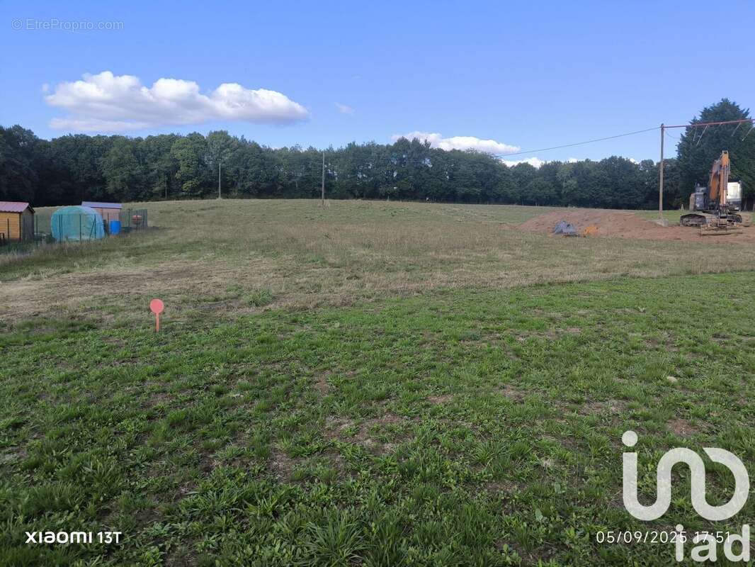 Photo 4 - Terrain à SAINT-JOUVENT