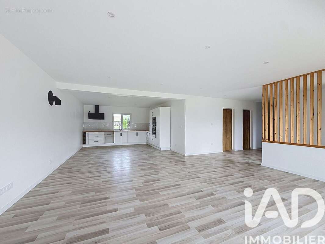 Photo 2 - Maison à BERNAY