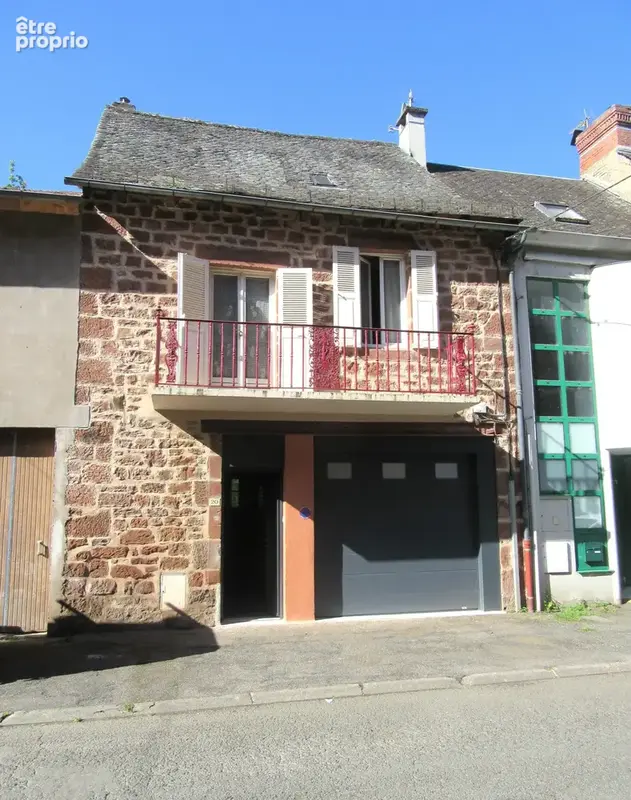 Maison à MARCILLAC-VALLON