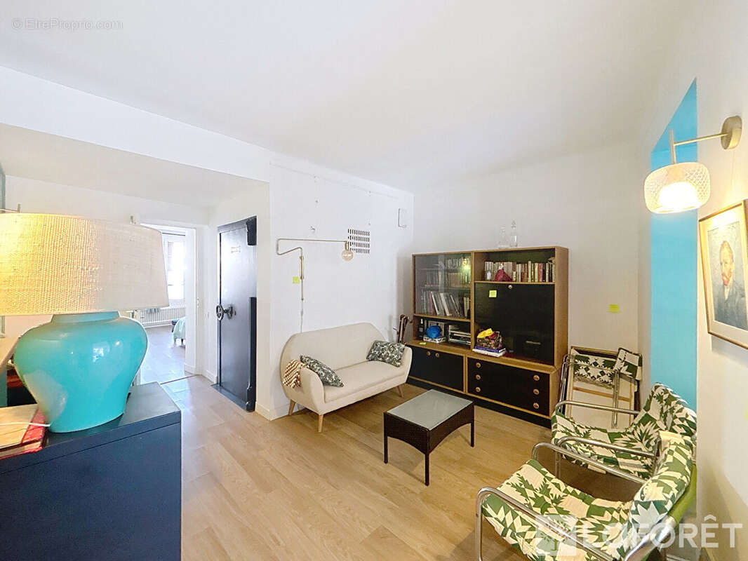 Maison à COURTHEZON