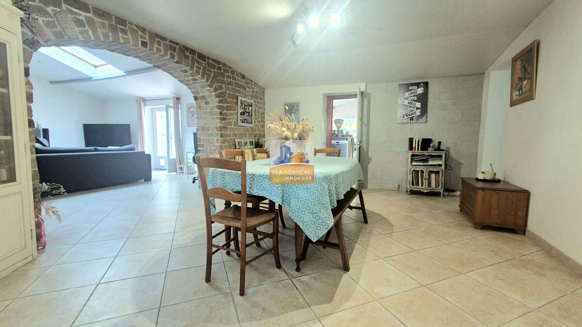 Maison à LA CHEVROLIERE