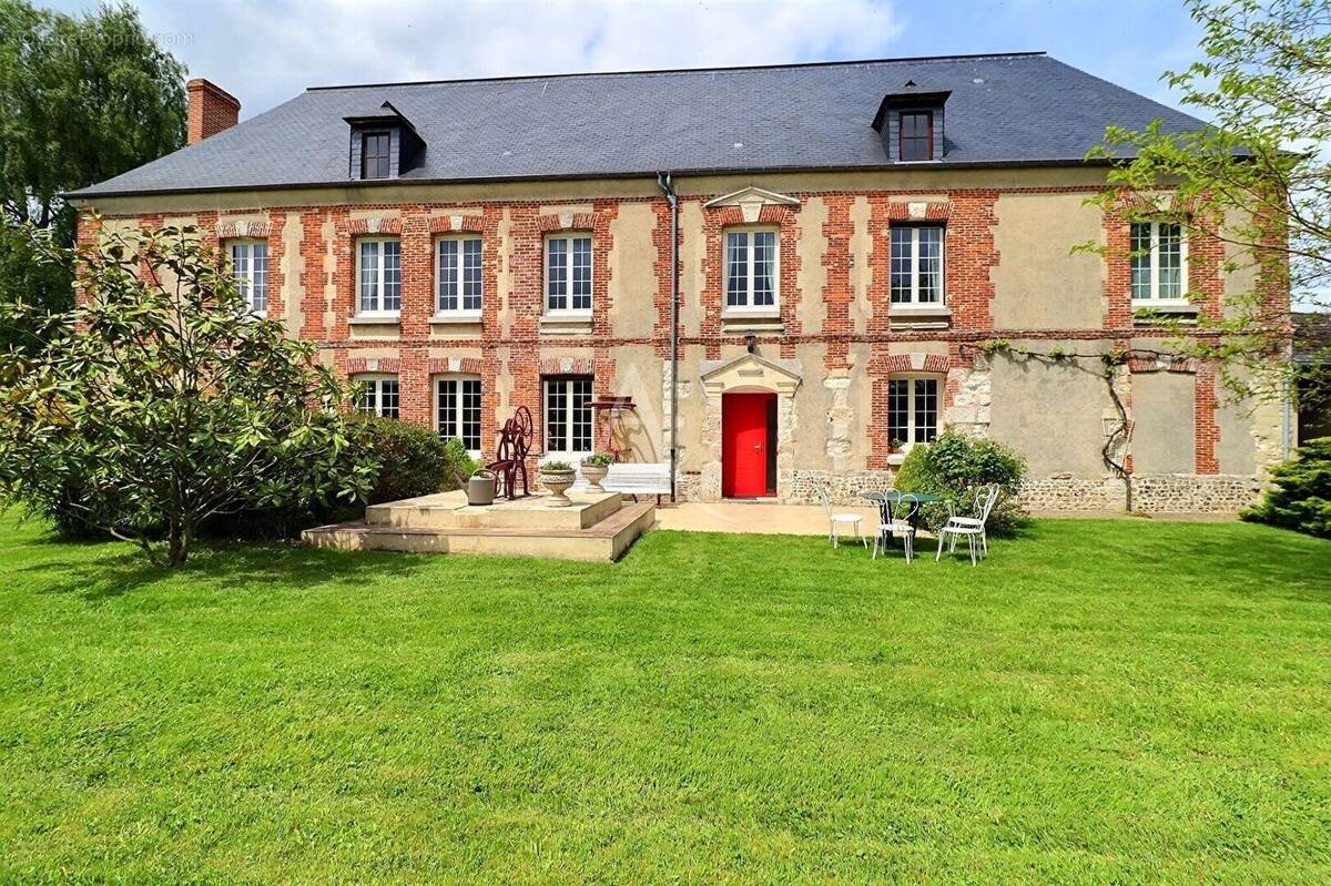 Maison à CRIQUEBEUF-LA-CAMPAGNE