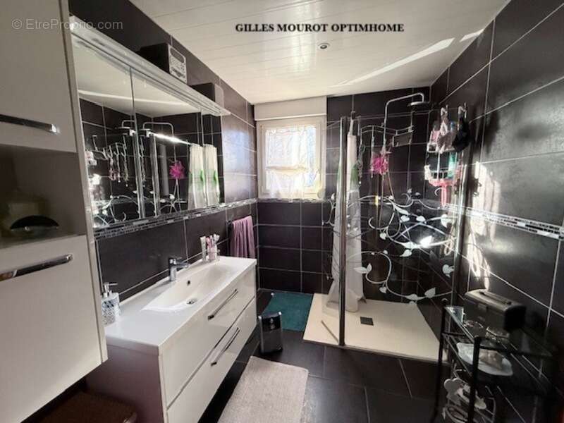 Maison à THAON-LES-VOSGES