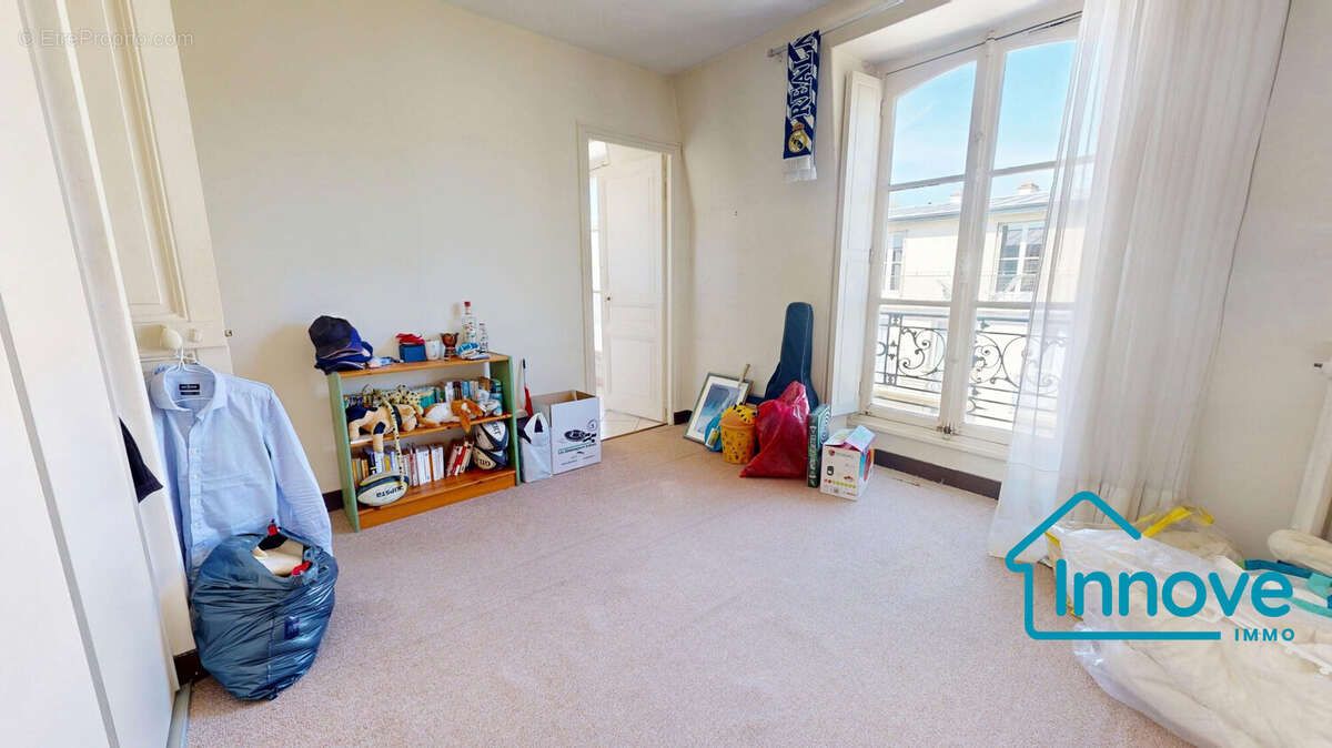 Appartement à VERSAILLES