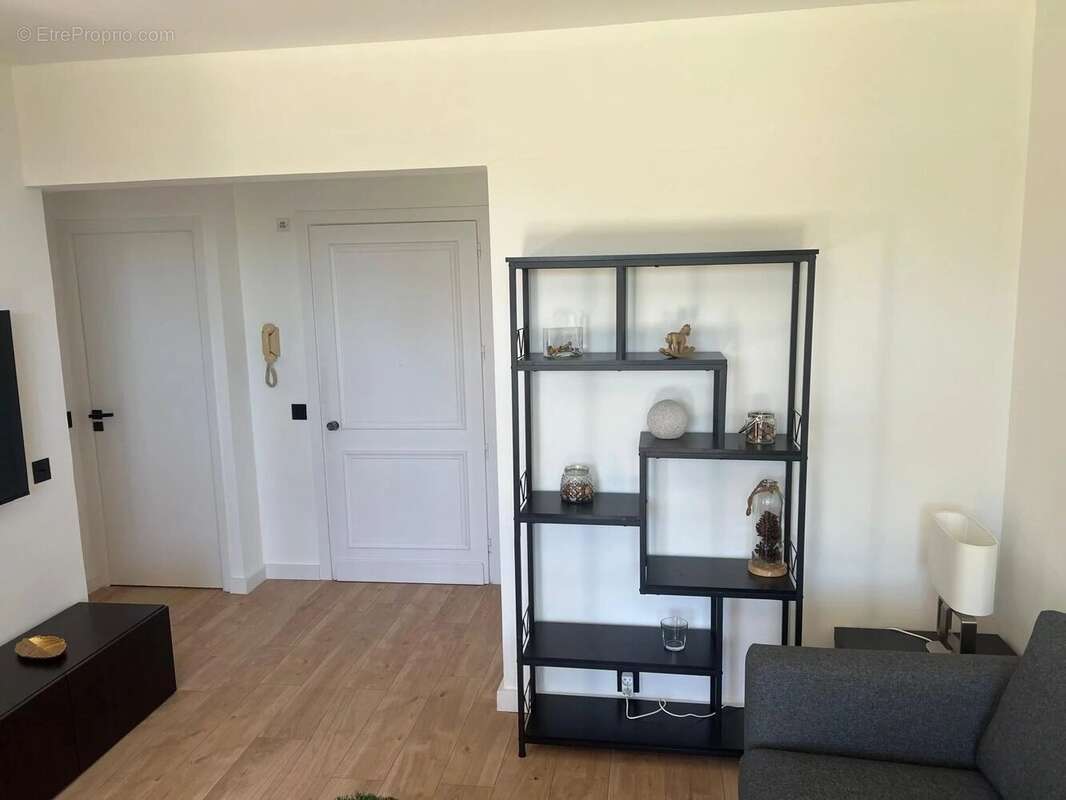 Appartement à VILLENEUVE-LOUBET