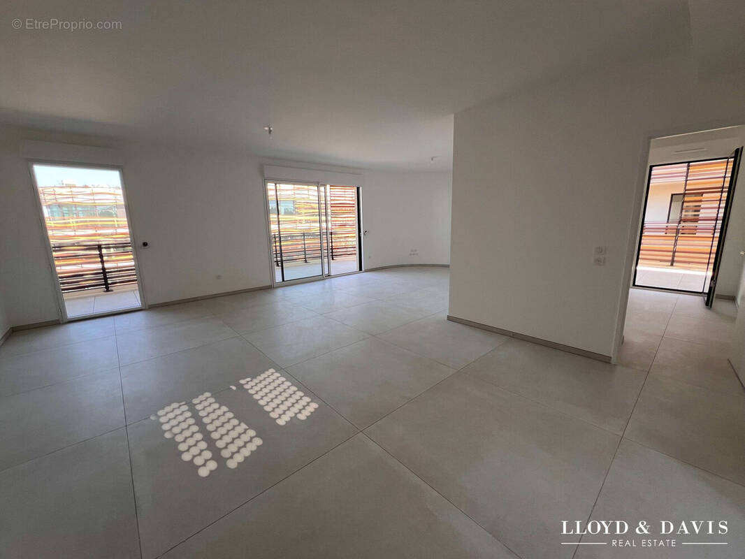 Appartement à SAINT-JEAN-DE-VEDAS