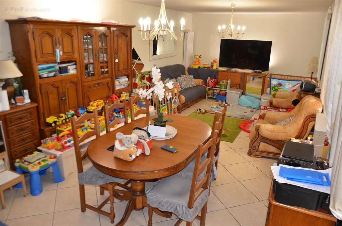 Autre à CHAMPIGNY-SUR-MARNE