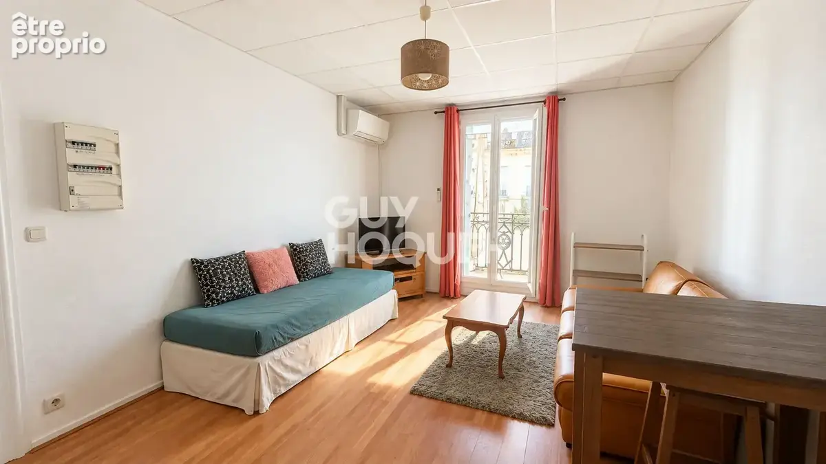 Appartement à MEZE