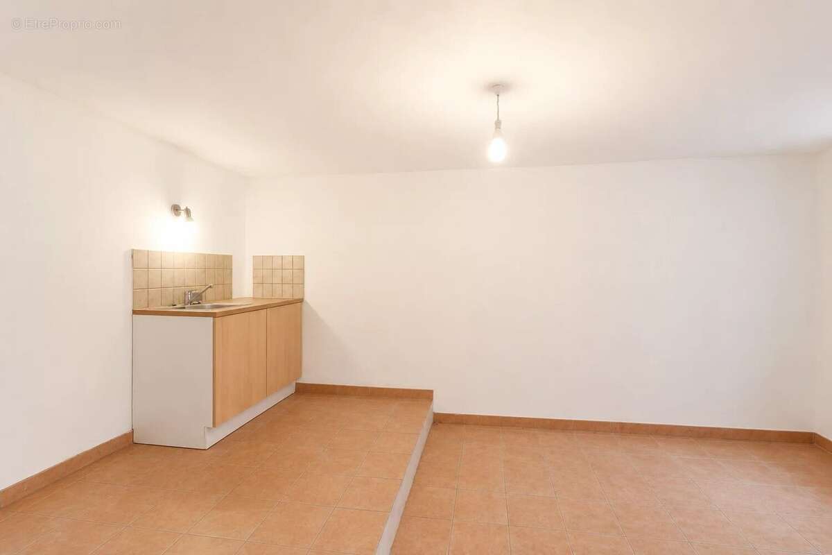 Roquesteron // Maison de Village // 50m² // 3 pièces - photo 3