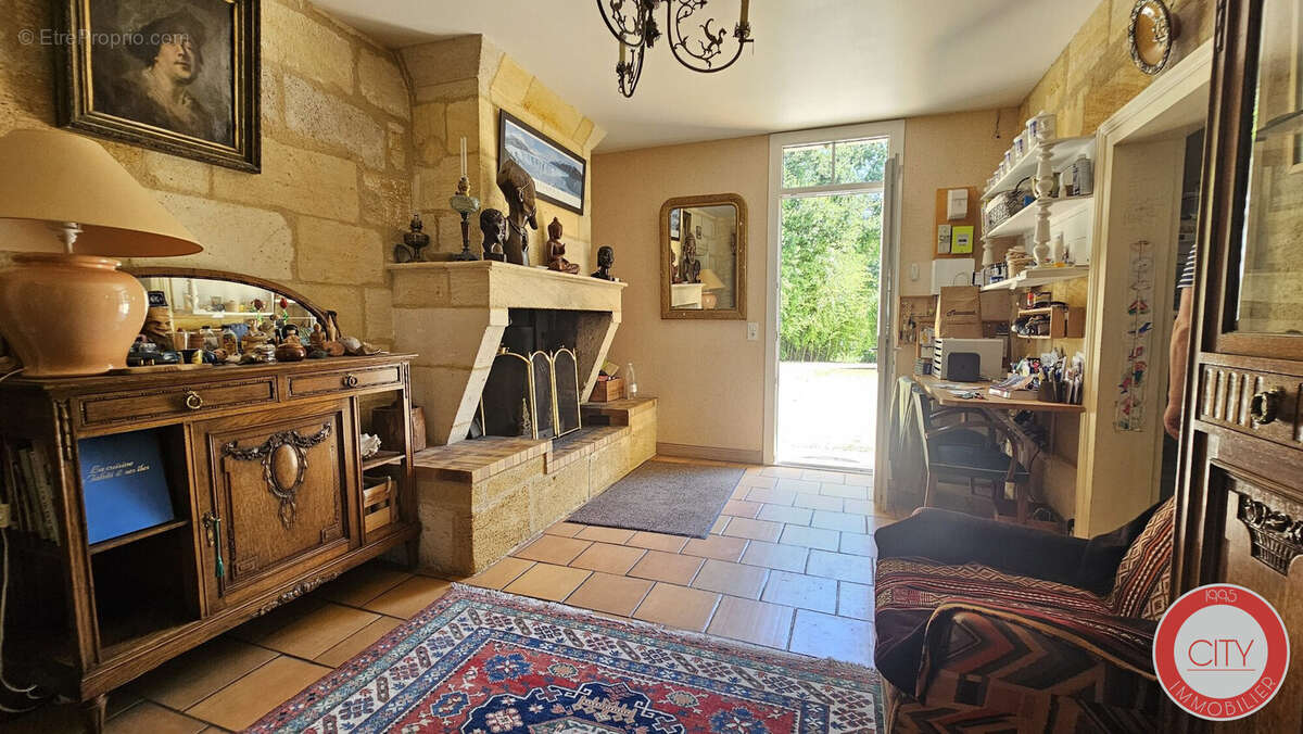 Maison à PUYNORMAND