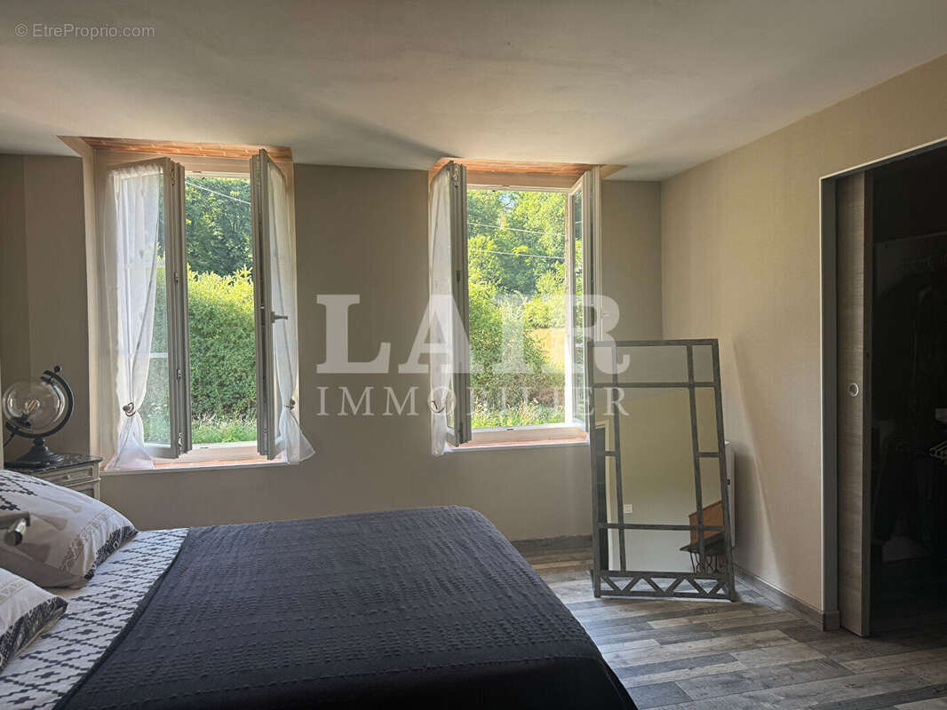 Maison en pierre à vendre en exclusivité axe Alençon-Montagne - Réf 13909 - photo 7