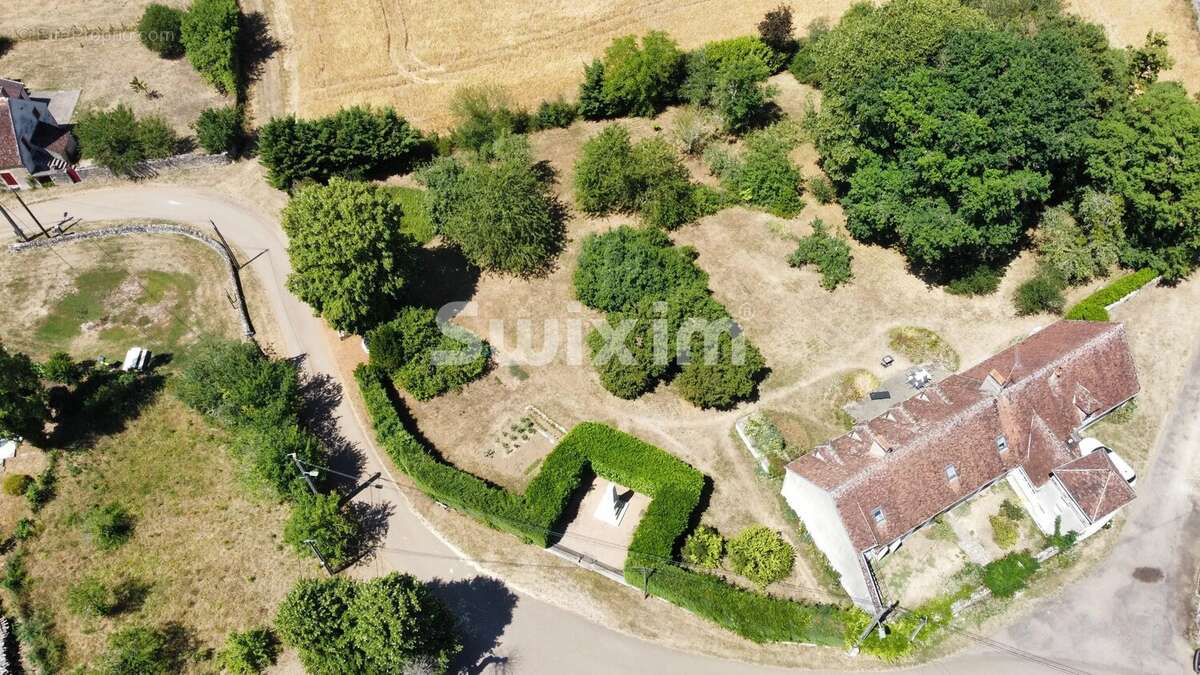 Maison à TANNAY