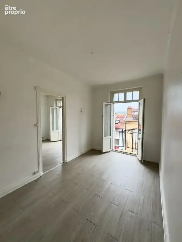 Appartement  + combles à aménager - photo 2