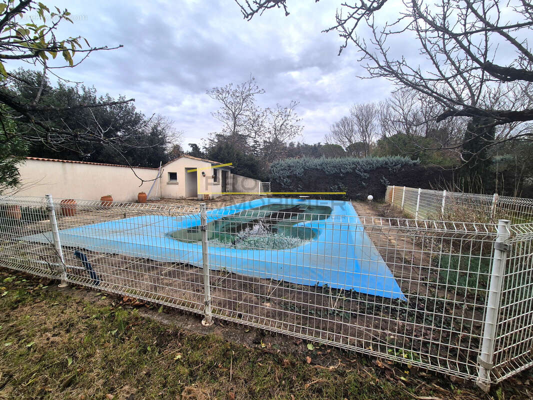 Maison à MONTELIMAR