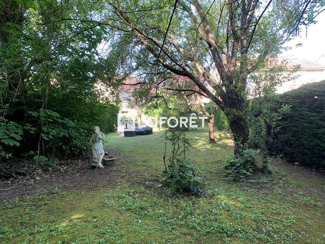 Maison à LE PLESSIS-BOUCHARD