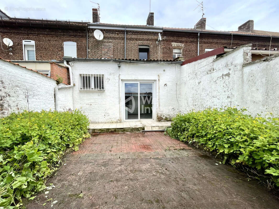 Maison à SIN-LE-NOBLE