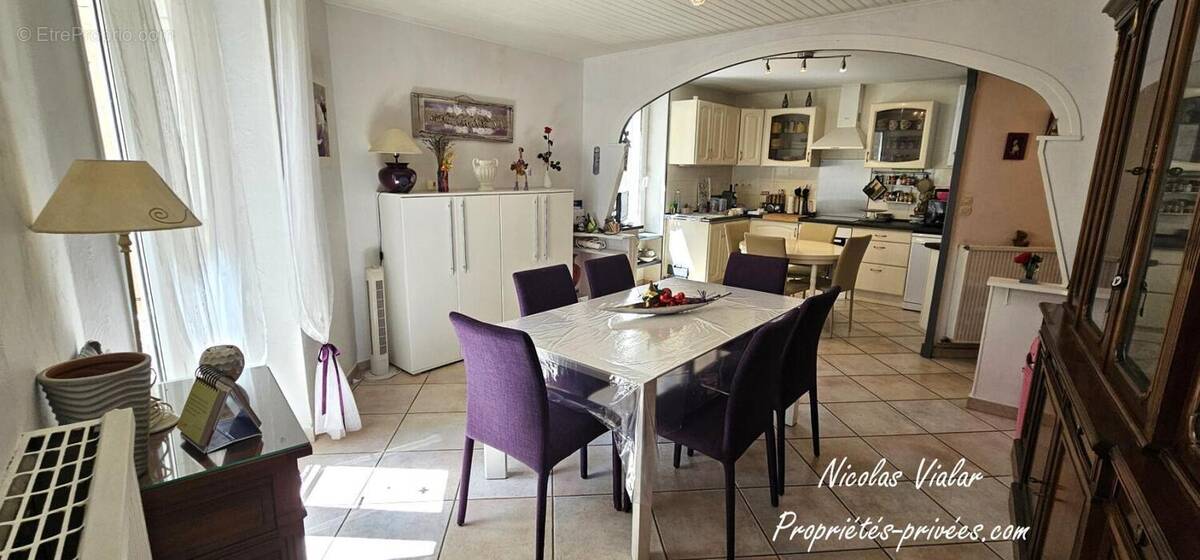 Maison à MONTELIMAR