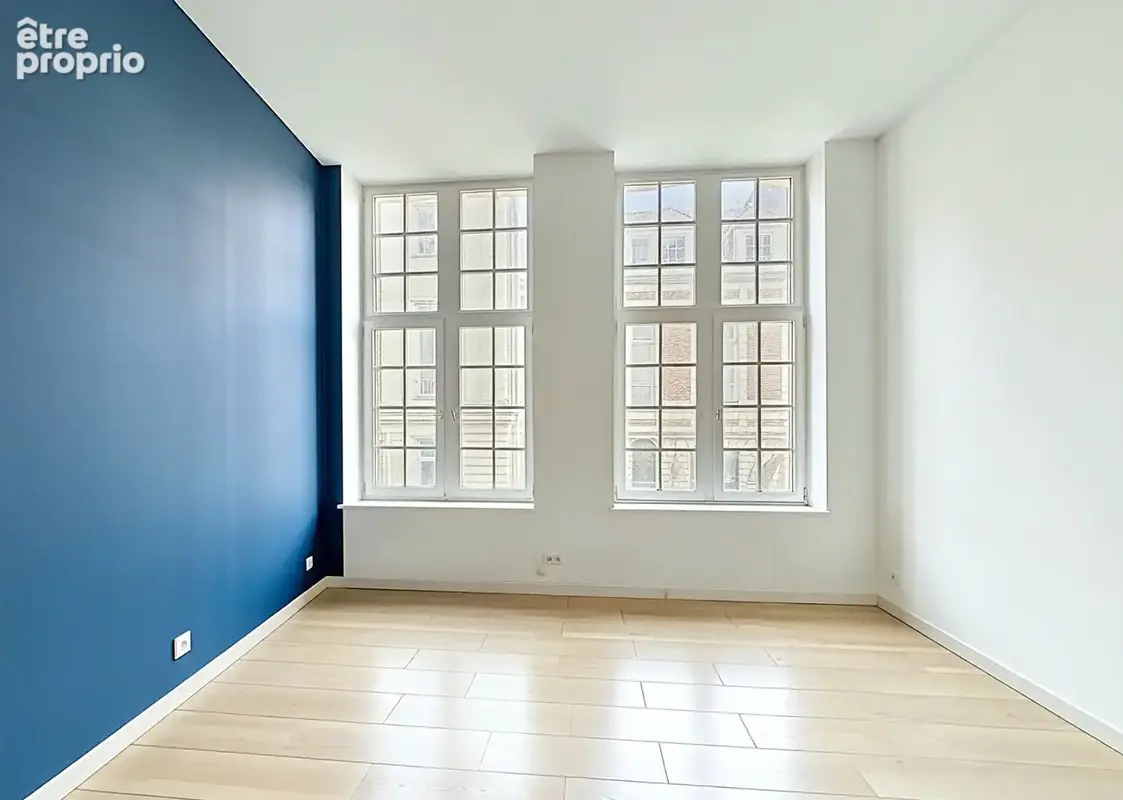 Exclusivité - studio avec terrasse libre d'occupation - vieux-lille - photo 2