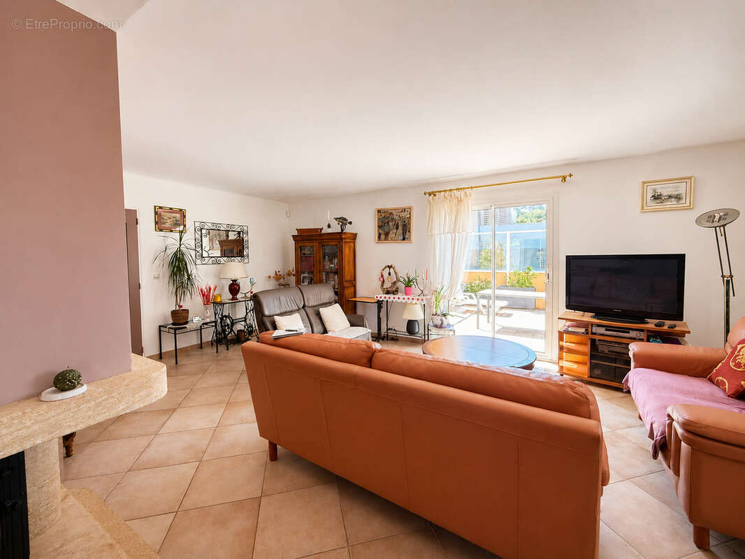 Maison à SIX-FOURS-LES-PLAGES