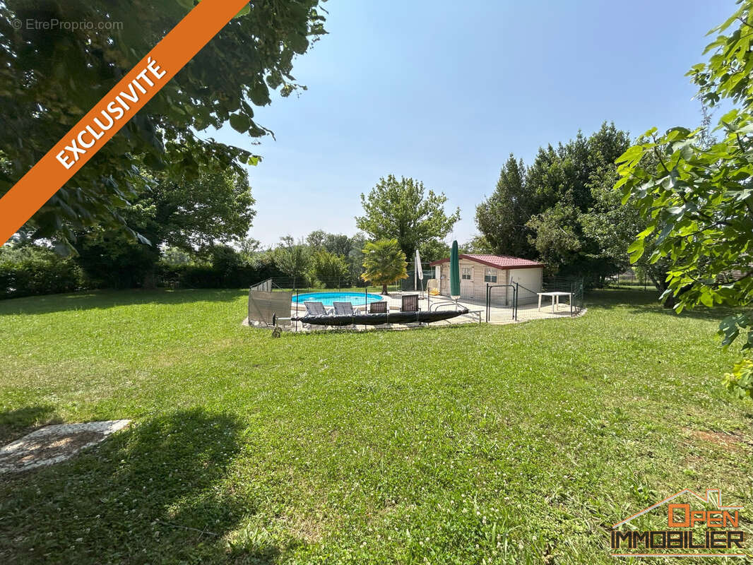 Maison à NADAILLAC-DE-ROUGE