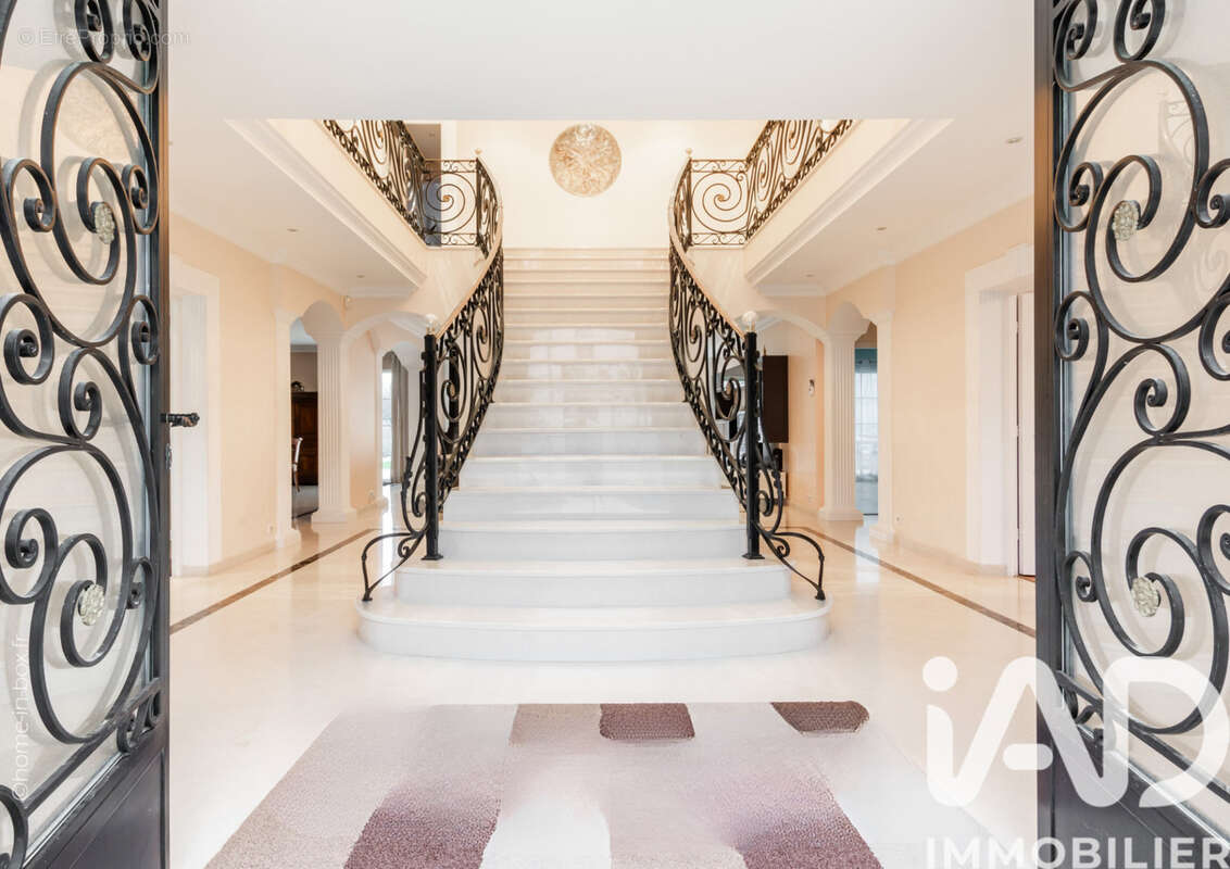 Photo 4 - Maison à VILLENEUVE-LE-COMTE