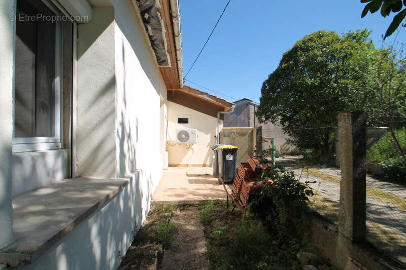 Maison à LE MAS-D'AGENAIS