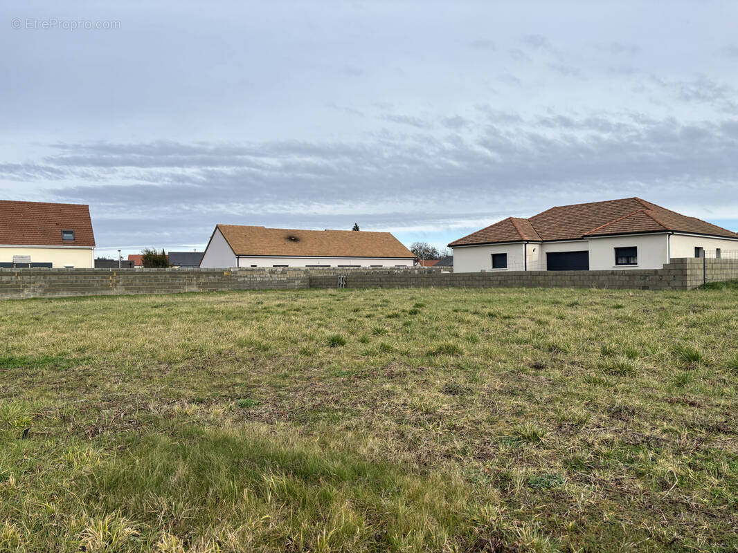 Terrain à CHATELLERAULT