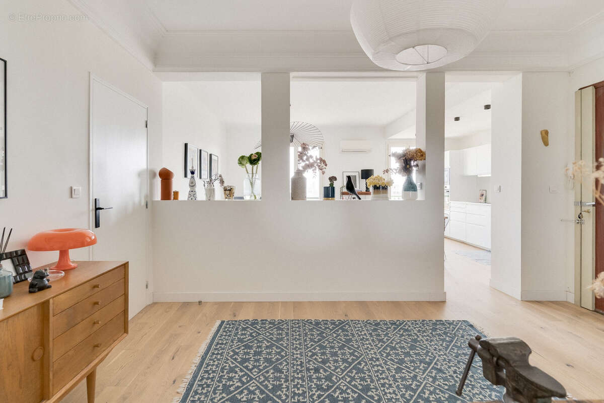 Appartement à MARSEILLE-6E