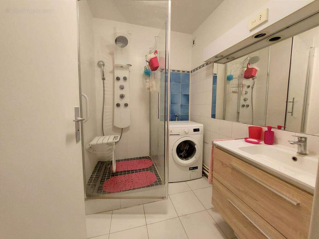 2 pièces en résidence pour seniors 48.5m2 MONTROUGE 92120 - photo 3