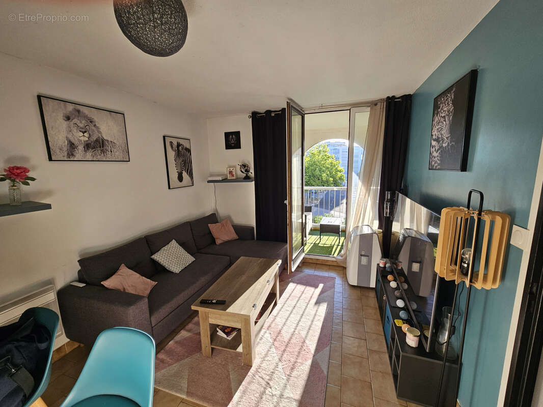 Appartement à MAUGUIO