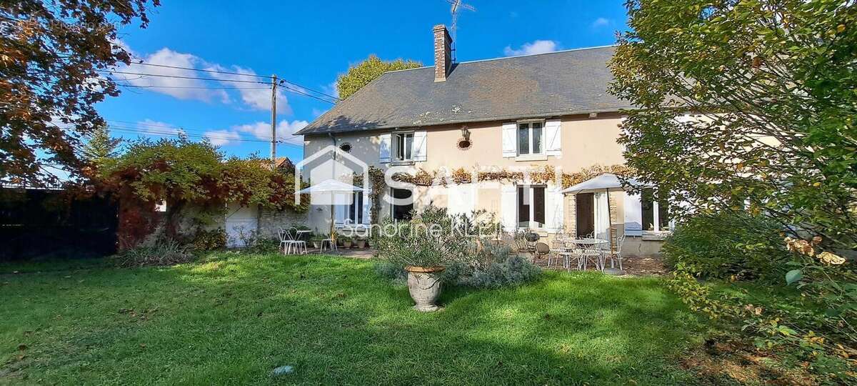 Maison 192 m² à Chateau-Landon  - photo 5