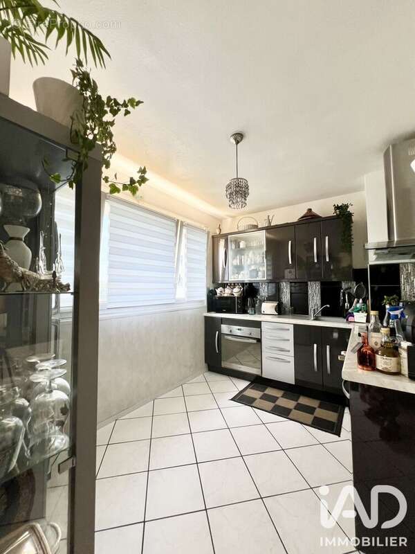 Appartement 78 m² à Sevran  - photo 9