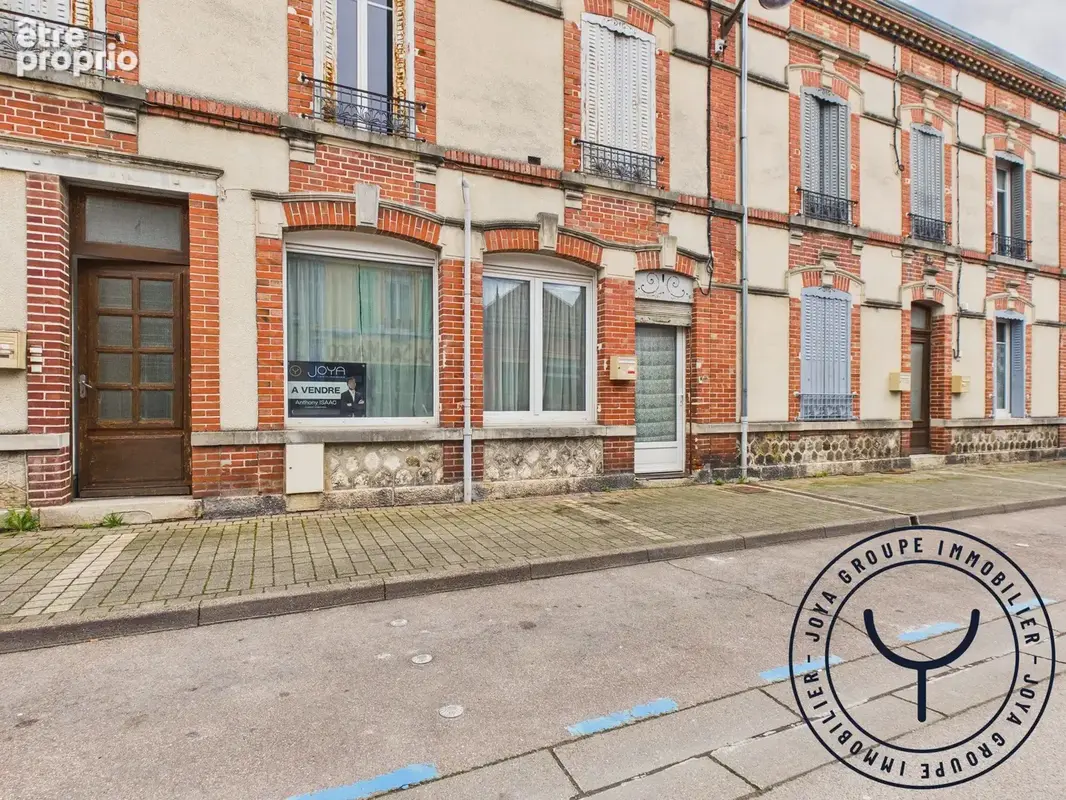 Appartement 479 m² à Romilly-Sur-Seine  - photo 1