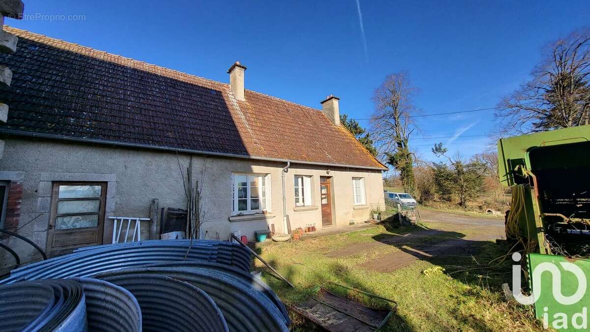 Maison 139 m² à Malleret-Boussac  - photo 4