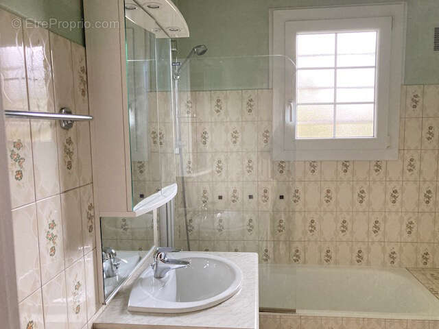 Maison à SAINTE-SUZANNE