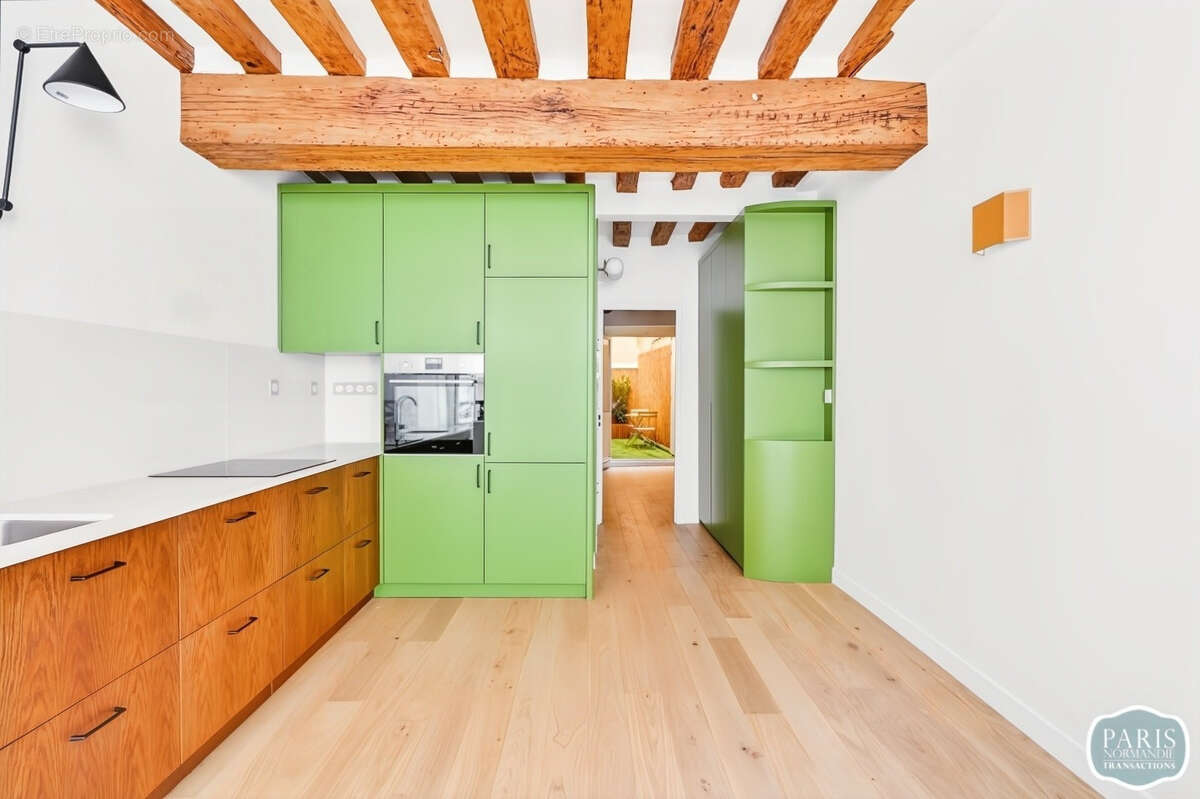 Appartement à PARIS-4E