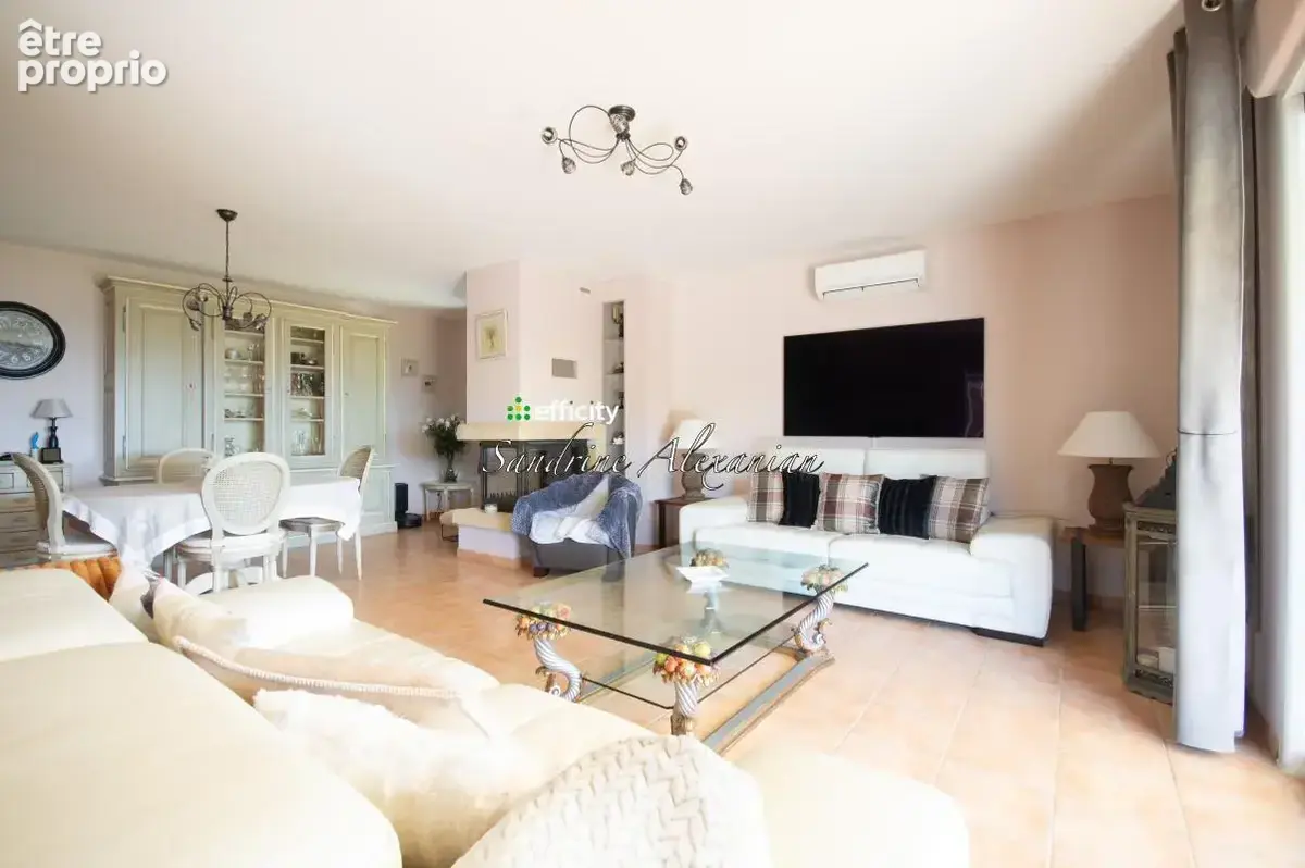 Maison 7 pièces 180 m² à vendre à Le Cannet-Des-Maures (83340) - photo 10