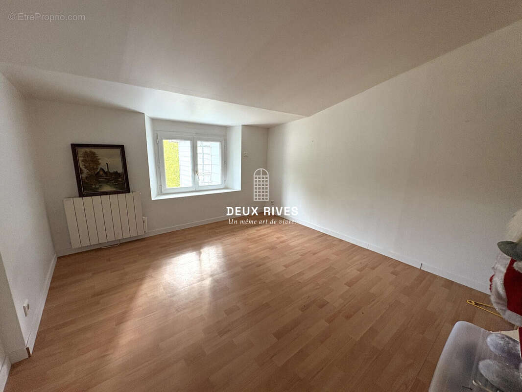 Maison à SAINT-MARS-DU-DESERT