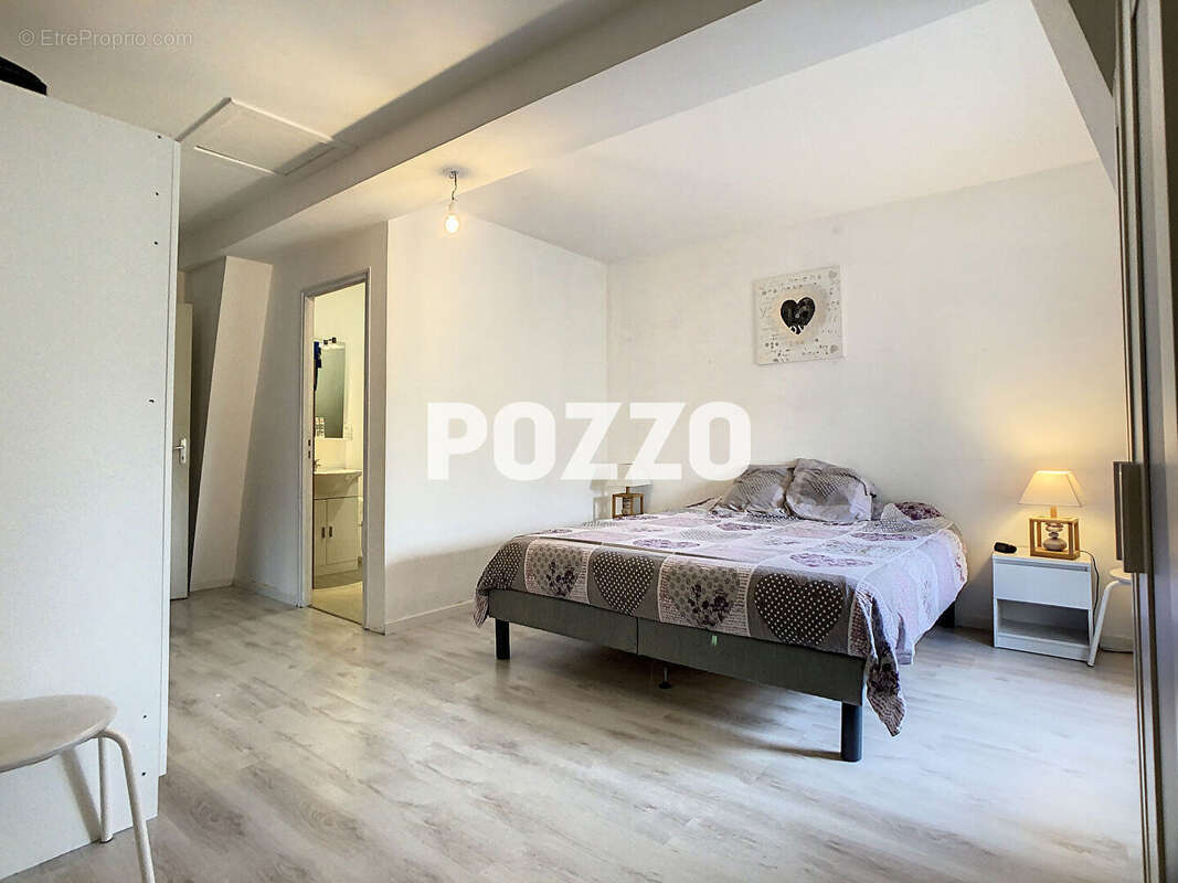 A Vendre - Propriété de 250m² avec terrain - Idéal chevaux - photo 9